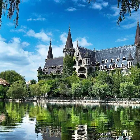 Apartamento On The Sea At St Nikolas Complex-ira *